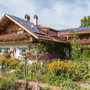 Suzanne's & Gardens Bed & Breakfast Füssen